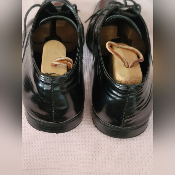 Prada Men Dressing Shoes - Picture 4 of 16